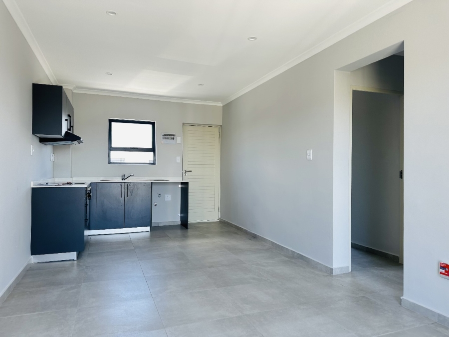 2 Bedroom Property for Sale in Parklands East Western Cape